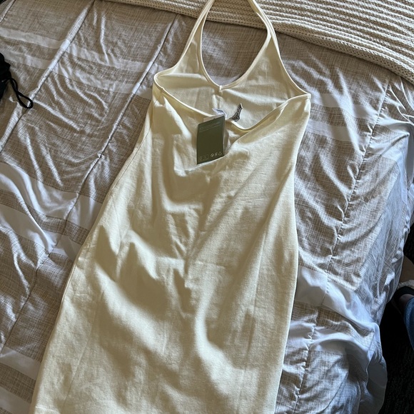 Cream/white Halter Dress - Picture 2 of 3